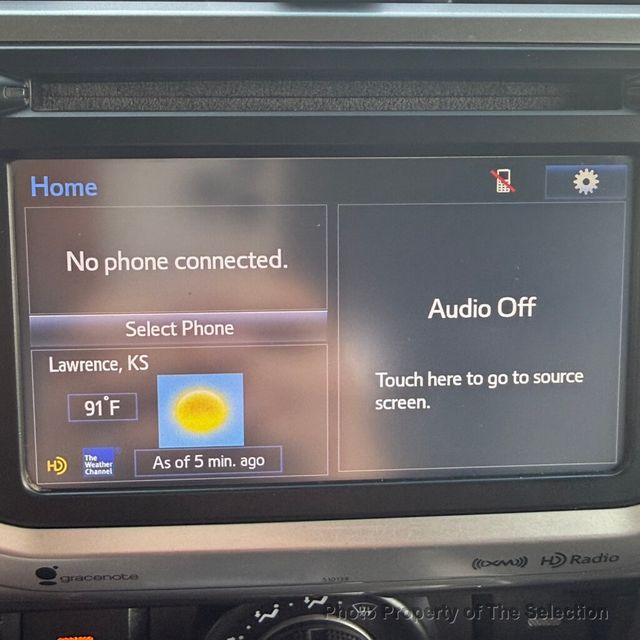 2016 Toyota 4Runner 4WD V6 SR5 W/3RD ROW SEATING PACKAGE - 22999024 - 32