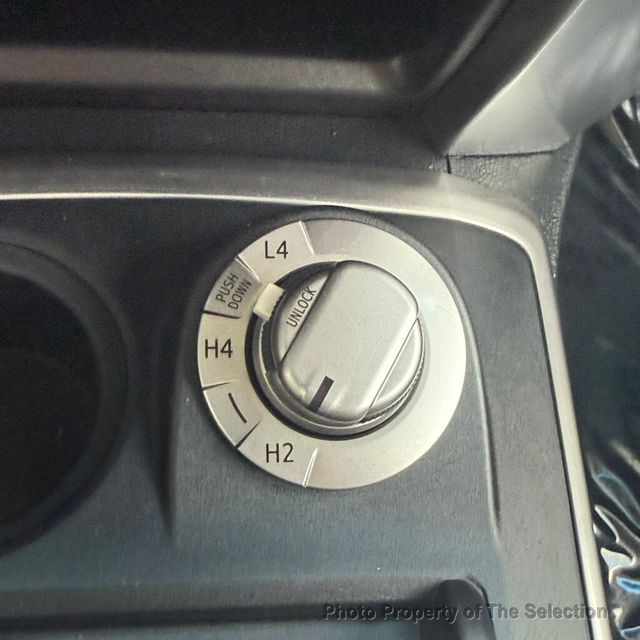 2016 Toyota 4Runner 4WD V6 SR5 W/3RD ROW SEATING PACKAGE - 22999024 - 37