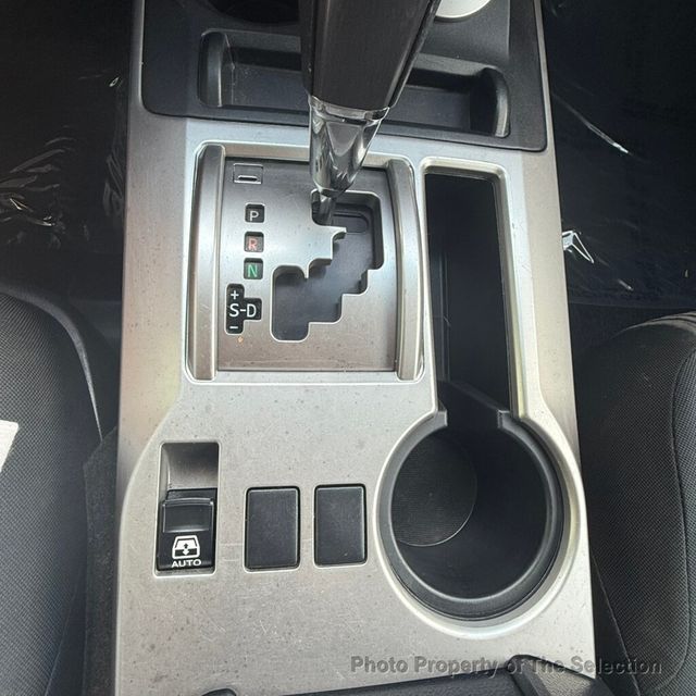 2016 Toyota 4Runner 4WD V6 SR5 W/3RD ROW SEATING PACKAGE - 22999024 - 38