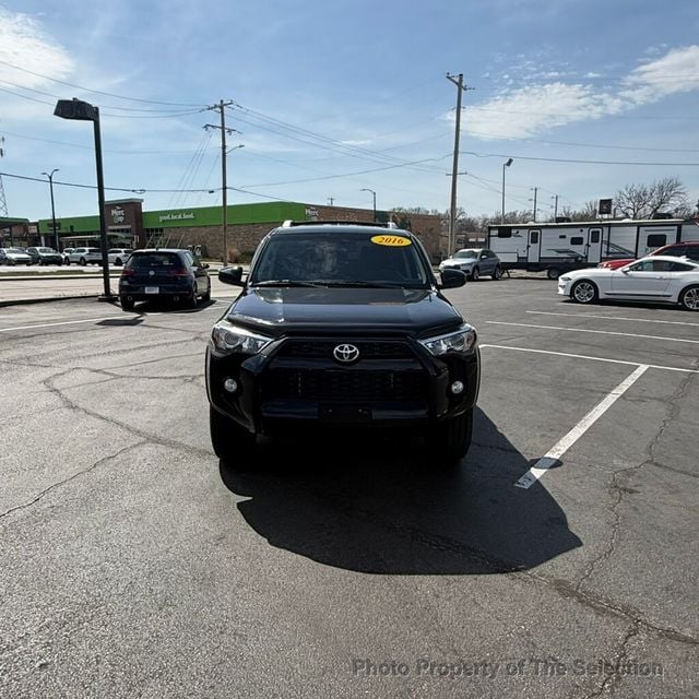 2016 Toyota 4Runner 4WD V6 SR5 W/3RD ROW SEATING PACKAGE - 22999024 - 3