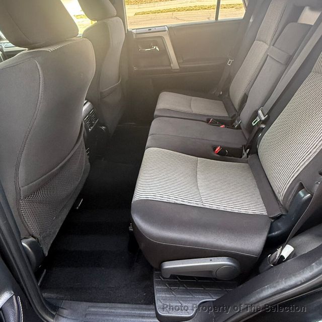 2016 Toyota 4Runner 4WD V6 SR5 W/3RD ROW SEATING PACKAGE - 22999024 - 39