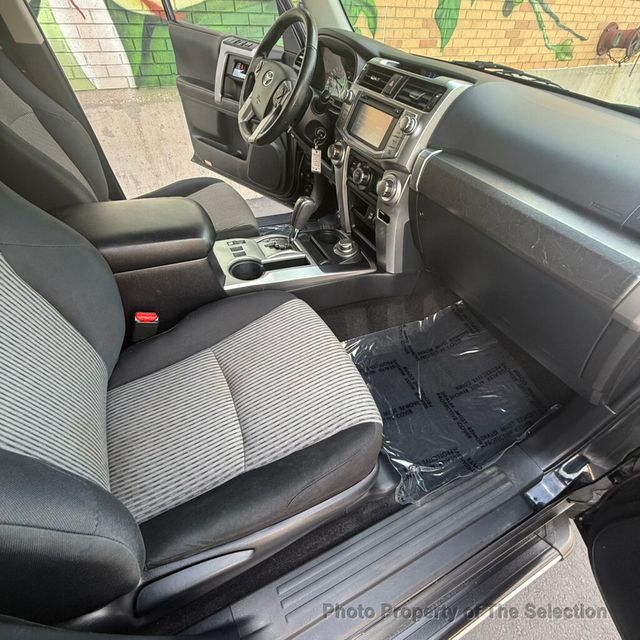 2016 Toyota 4Runner 4WD V6 SR5 W/3RD ROW SEATING PACKAGE - 22999024 - 45