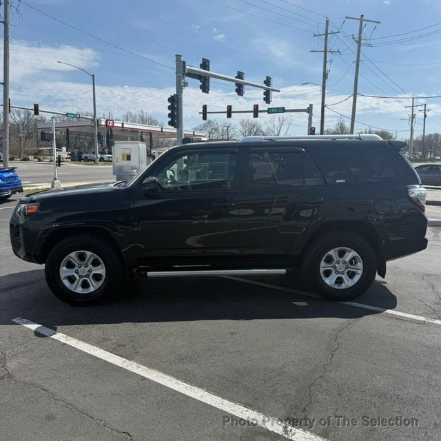 2016 Toyota 4Runner 4WD V6 SR5 W/3RD ROW SEATING PACKAGE - 22999024 - 8
