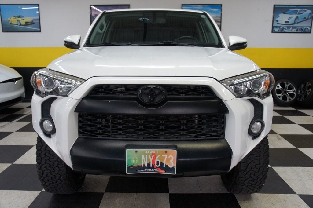 2016 Toyota 4Runner CUSTOM LIFT, OFF ROAD TIRES - 22568201 - 10