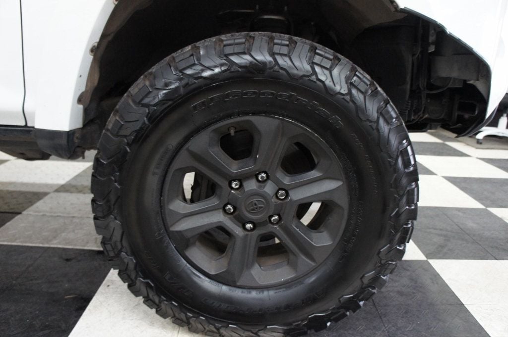 2016 Toyota 4Runner CUSTOM LIFT, OFF ROAD TIRES - 22568201 - 12