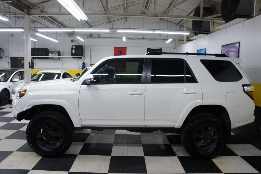 2016 Toyota 4Runner CUSTOM LIFT, OFF ROAD TIRES - 22568201 - 3