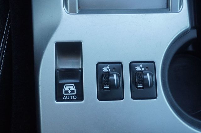 2016 Toyota 4Runner LIFTED, 4WD, PREMIUM PKG, MOON ROOF,BACKUP CAMERA,THIRD ROW SEAT - 22943433 - 36