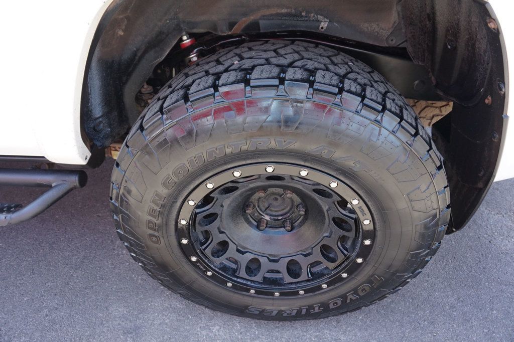 2016 Toyota 4Runner SR5 photo 13