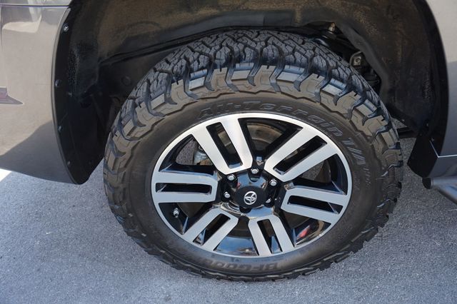 2016 Toyota 4Runner LIMITE, 4X4, PREMIUM WHEELS, ALL TERRAIN TIRES, LEATHER - 23064455 - 14