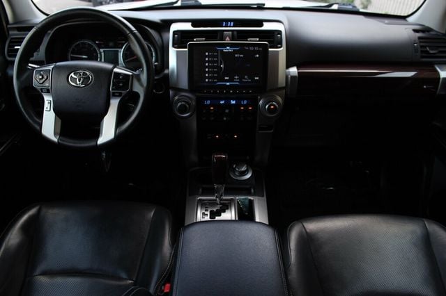 2016 Toyota 4Runner LIMITED W/ NAVIGATION, LEATHER, MOONROOF, NEW TIRES - 23033745 - 11