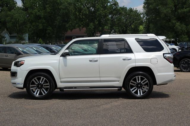 2016 Toyota 4Runner LIMITED W/ NAVIGATION, LEATHER, MOONROOF, NEW TIRES - 23033745 - 17