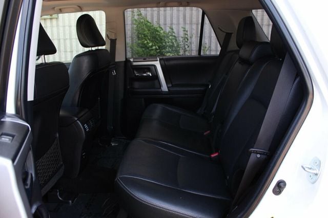 2016 Toyota 4Runner LIMITED W/ NAVIGATION, LEATHER, MOONROOF, NEW TIRES - 23033745 - 26