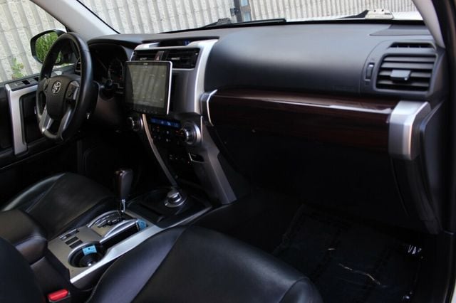 2016 Toyota 4Runner LIMITED W/ NAVIGATION, LEATHER, MOONROOF, NEW TIRES - 23033745 - 8