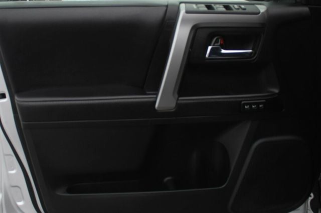 2016 Toyota 4Runner LIMITED W/ REMOTE STARTER, LEATHER, NAVIGATION, MOONROOF  - 22961417 - 18