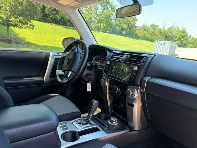 2016 Toyota 4Runner Low Miles 4x4 Rare 3rd Row Southern CLEAN 615-300-6004 - 23057495 - 14