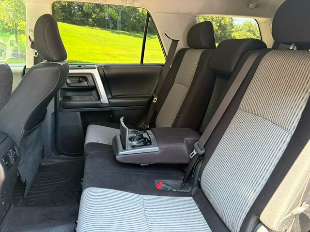 2016 Toyota 4Runner Low Miles 4x4 Rare 3rd Row Southern CLEAN 615-300-6004 - 23057495 - 28