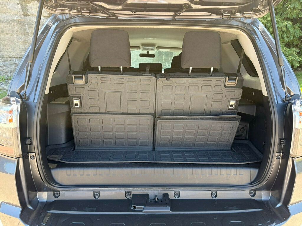 2016 Toyota 4Runner Low Miles 4x4 Rare 3rd Row Southern CLEAN 615-300-6004 - 23057495 - 36