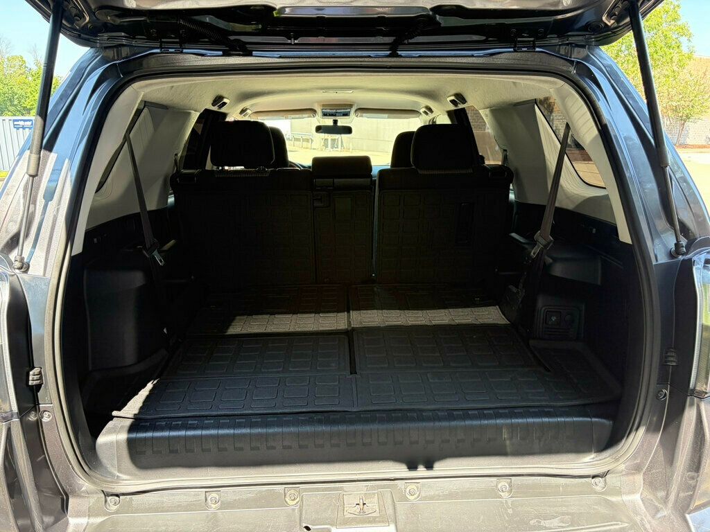 2016 Toyota 4Runner Low Miles 4x4 Rare 3rd Row Southern CLEAN 615-300-6004 - 23057495 - 41