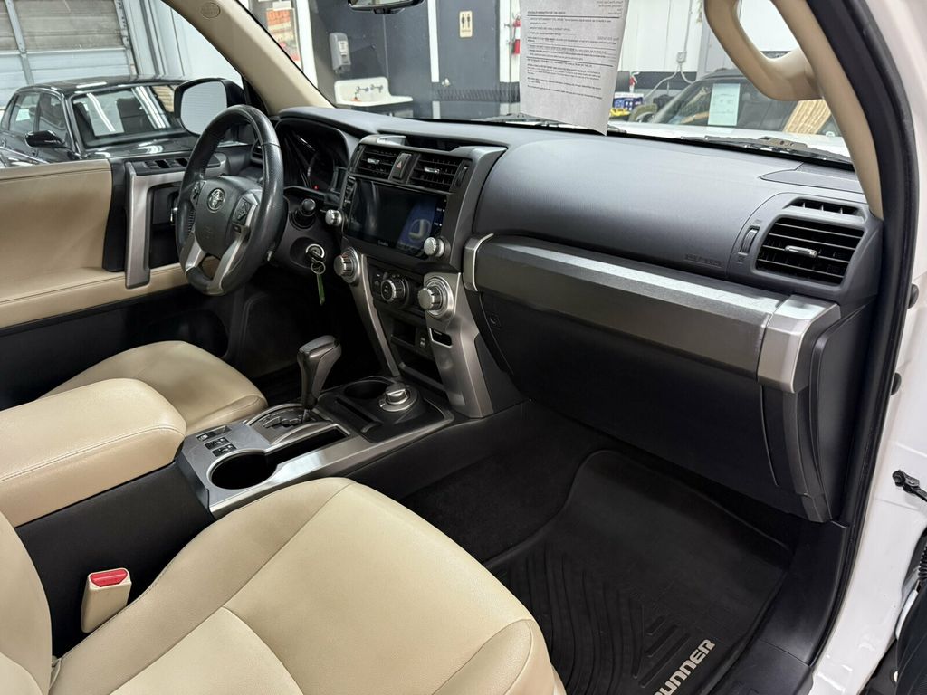 2016 Toyota 4Runner Premium Pkg/Heated Leather Seats/Toytec Lift/Rear Camera - 23066264 - 10