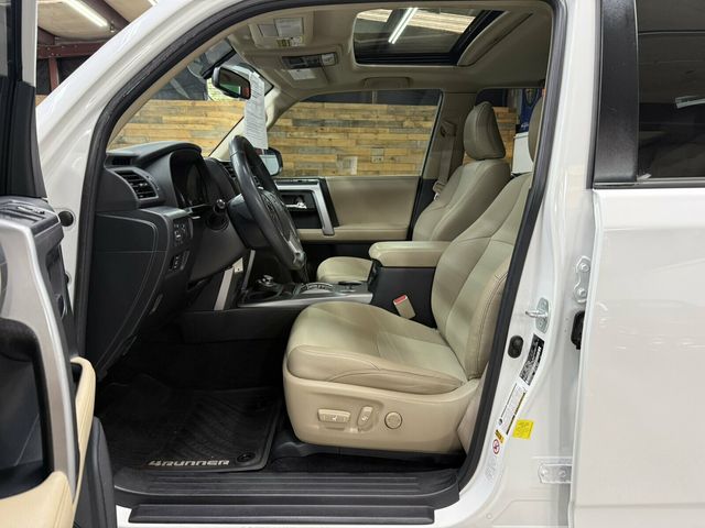 2016 Toyota 4Runner Premium Pkg/Heated Leather Seats/Toytec Lift/Rear Camera - 23066264 - 18