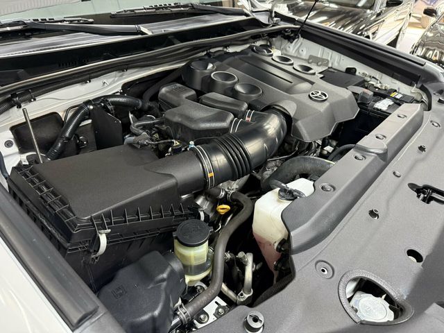 2016 Toyota 4Runner Premium Pkg/Heated Leather Seats/Toytec Lift/Rear Camera - 23066264 - 44