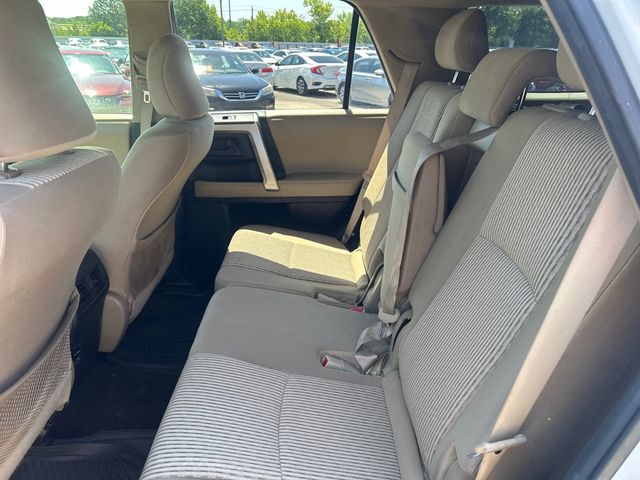 2016 Toyota 4Runner RWD 4dr V6 SR5 - 23027304 - 7