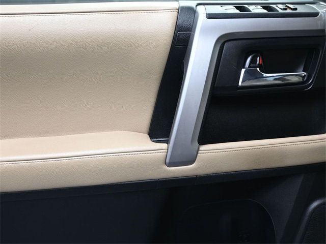 2016 Toyota 4Runner RWD 4dr V6 SR5 - 22989052 - 10