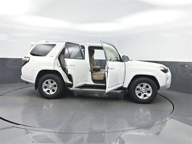 2016 Toyota 4Runner RWD 4dr V6 SR5 - 22989052 - 40