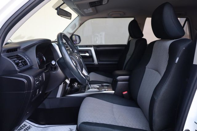 2016 Toyota 4Runner SR5 - 23040828 - 15