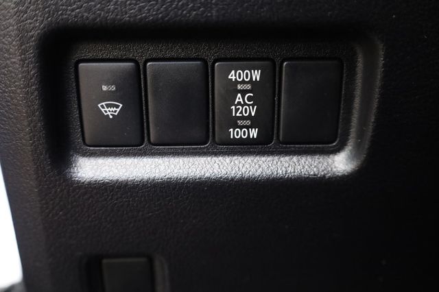 2016 Toyota 4Runner SR5 - 23040828 - 33
