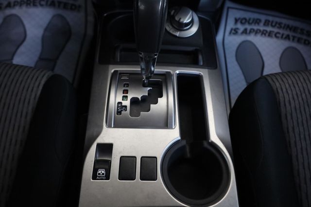 2016 Toyota 4Runner SR5 - 23040828 - 39