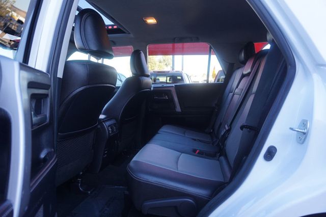 2016 Toyota 4Runner SR5 PREMIUM, PREMIUM WHEELS, ALL TERRAIN TIRES, ROOF RACK - 22943433 - 18