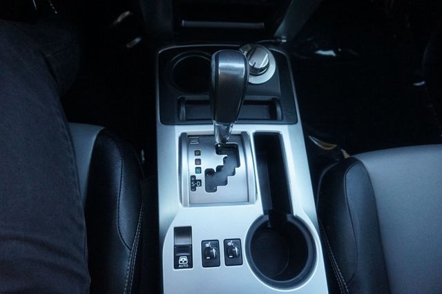 2016 Toyota 4Runner SR5 PREMIUM, PREMIUM WHEELS, ALL TERRAIN TIRES, ROOF RACK - 22943433 - 35