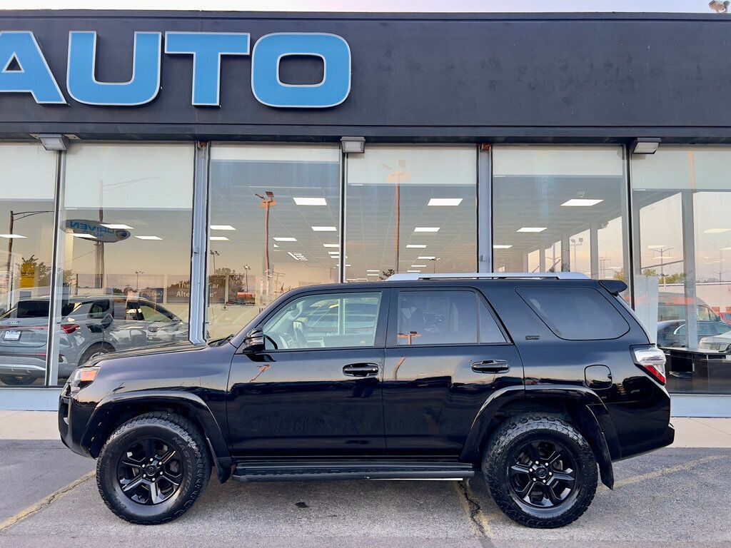 2016 Toyota 4Runner SR5 Premium photo 4