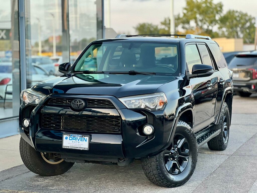 2016 Toyota 4Runner SR5 Premium photo 5