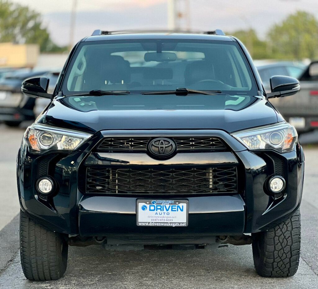 2016 Toyota 4Runner SR5 Premium photo 10