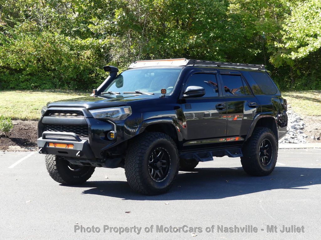 2016 Toyota 4Runner SR5 Premium photo 2
