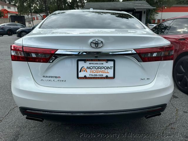 2016 Toyota Avalon 4dr Sedan XLE - 22927483 - 16