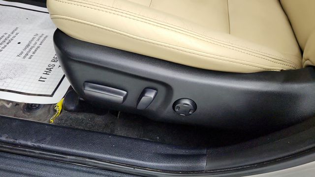 2016 Toyota Avalon 4dr Sedan XLE - 22951815 - 10