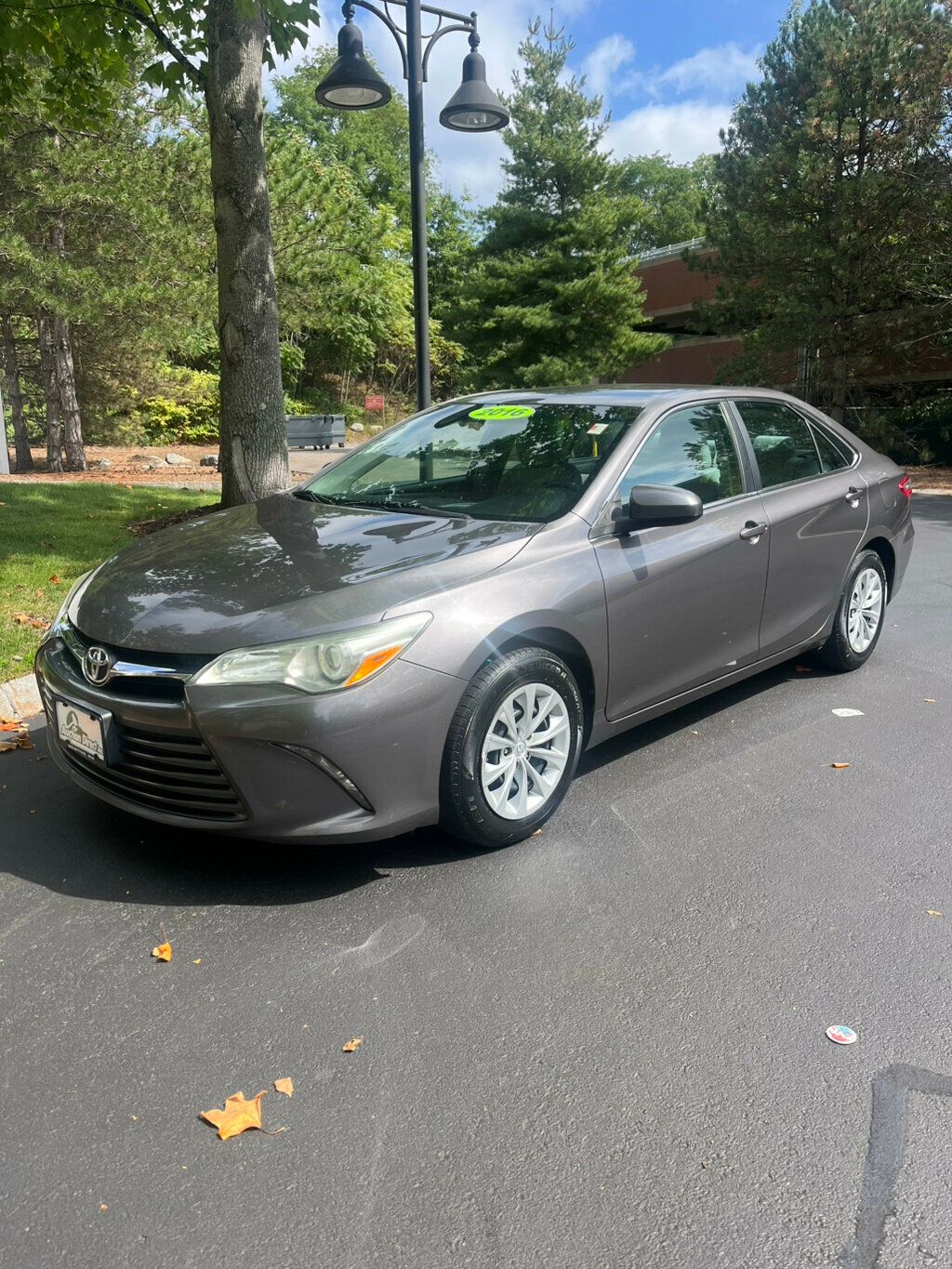 2016 Toyota Camry  - 22916550 - 0