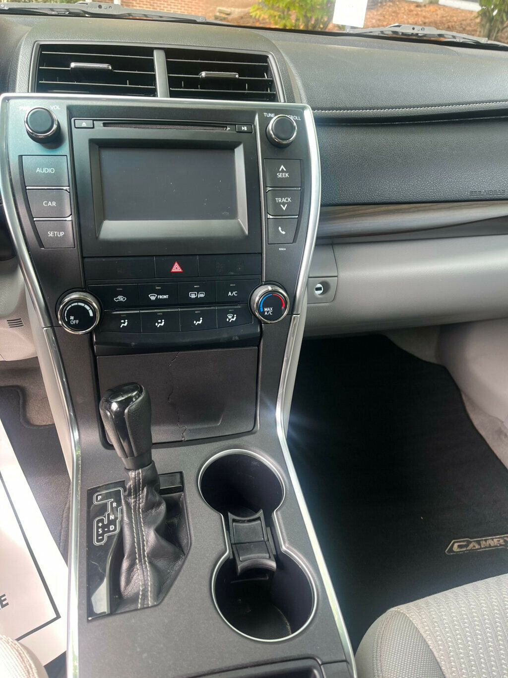 2016 Toyota Camry  - 22916550 - 10