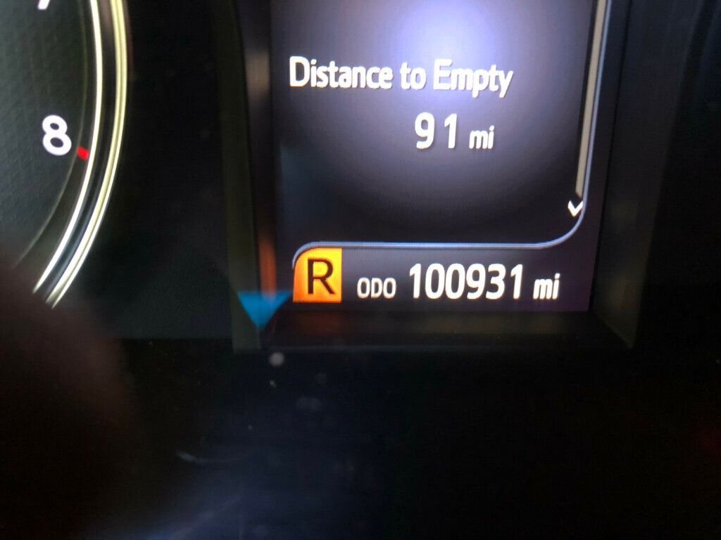 2016 Toyota Camry  - 23041437 - 9