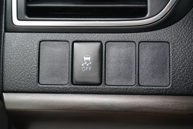 2016 Toyota Camry  - 23032467 - 15