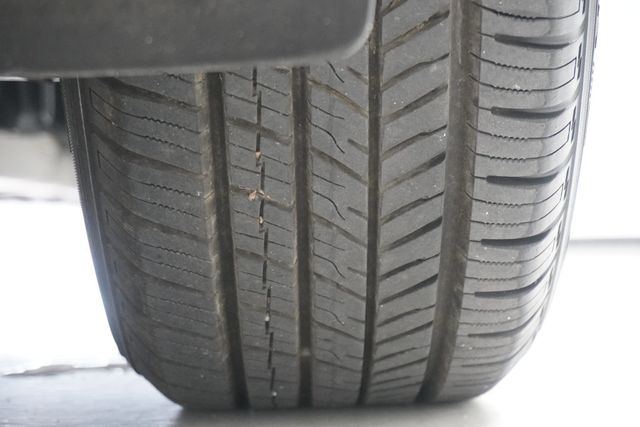 2016 Toyota Camry  - 23032467 - 20