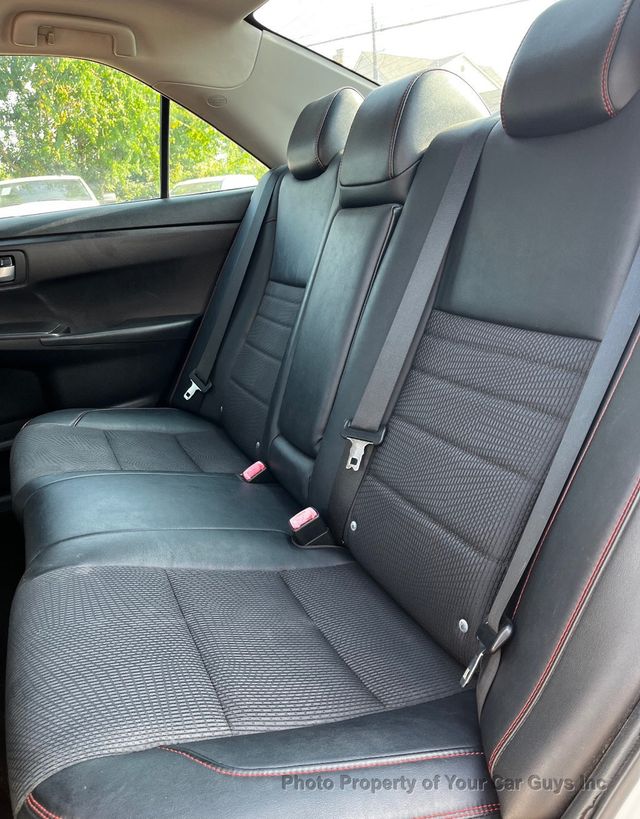 2016 Toyota Camry  - 23071024 - 13