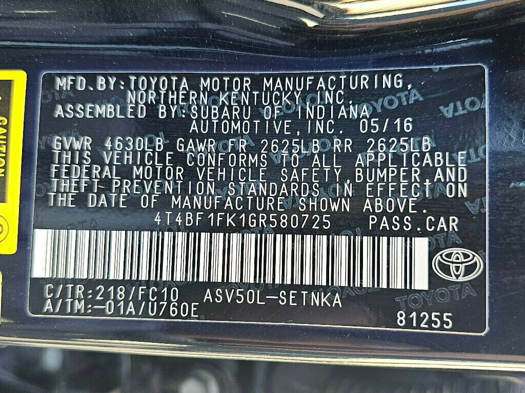 2016 Toyota Camry photo 32