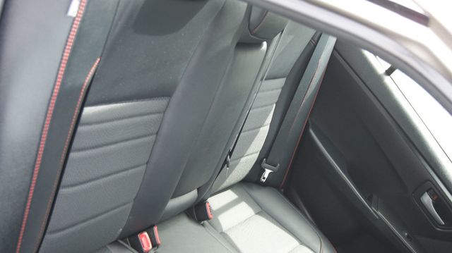 2016 Toyota Camry 3 MONTH WARRANTY , JUST SERVICED , VERY CLEAN INSIDE AND OUT  - 23017610 - 41