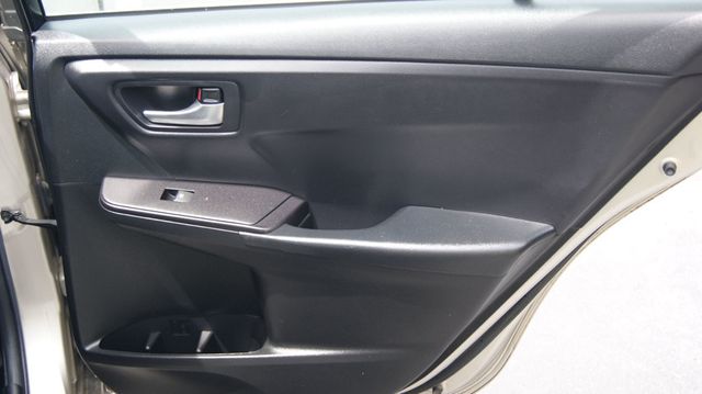 2016 Toyota Camry 3 MONTH WARRANTY , JUST SERVICED , VERY CLEAN INSIDE AND OUT  - 23017610 - 42