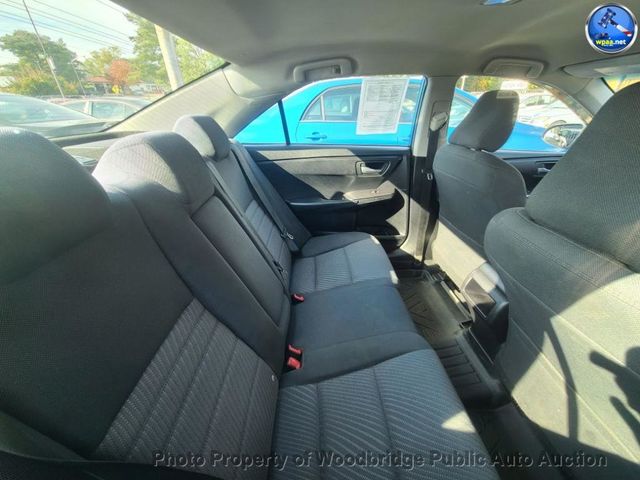 2016 Toyota Camry 4dr Sedan I4 Automatic LE - 22932599 - 9