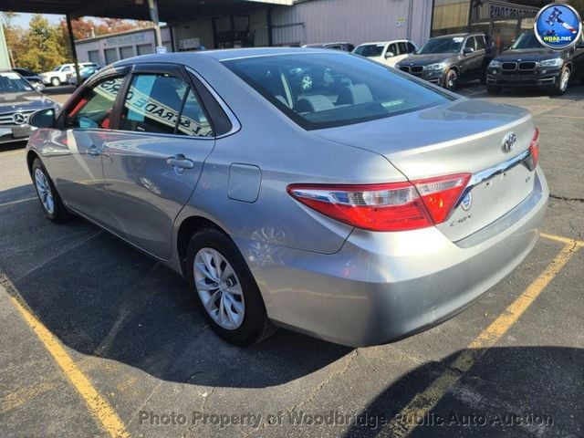 2016 Toyota Camry 4dr Sedan I4 Automatic LE - 22932599 - 4